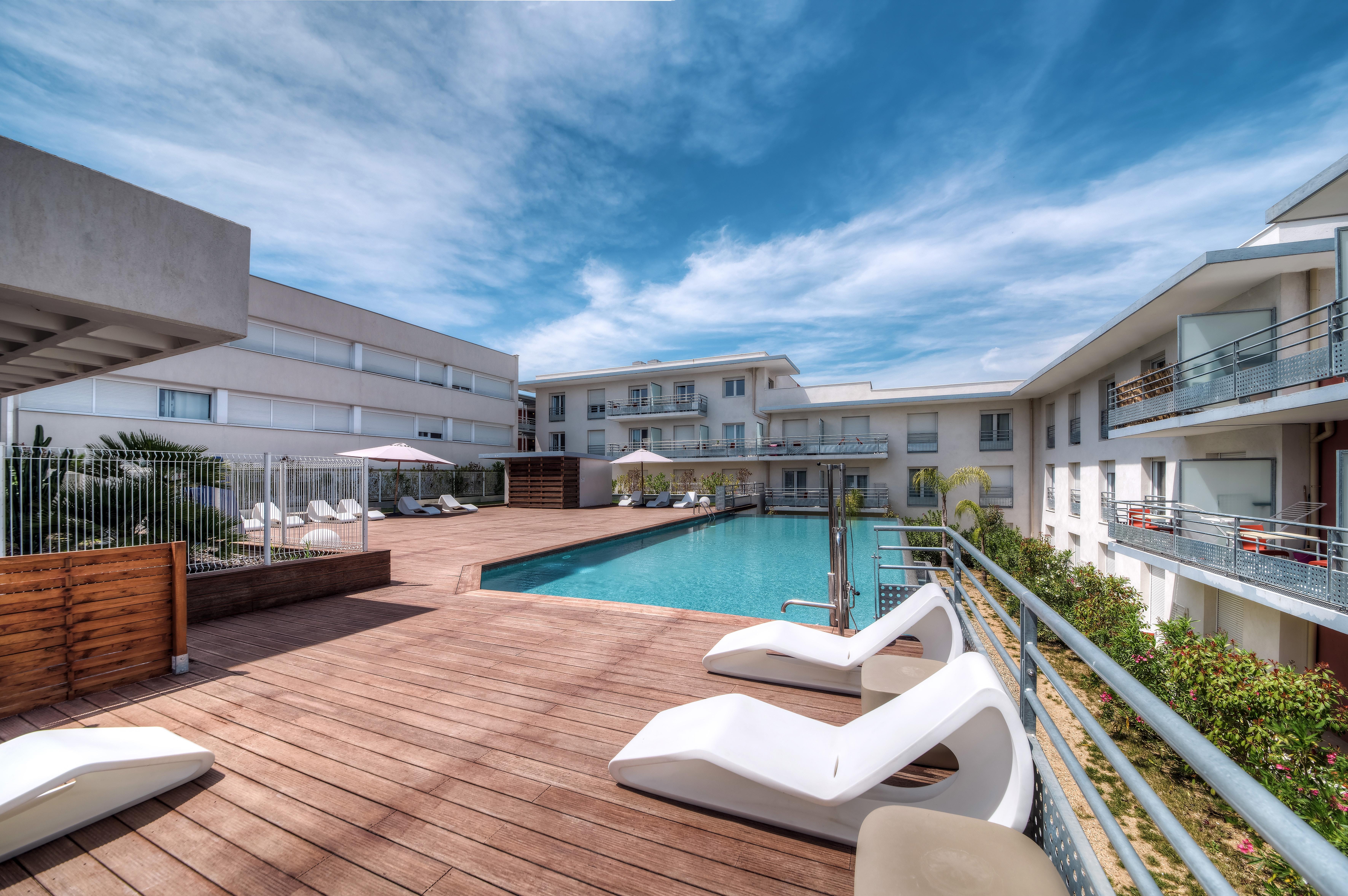 Comfort Aparthotel Antibes Le Maestria Exterior photo